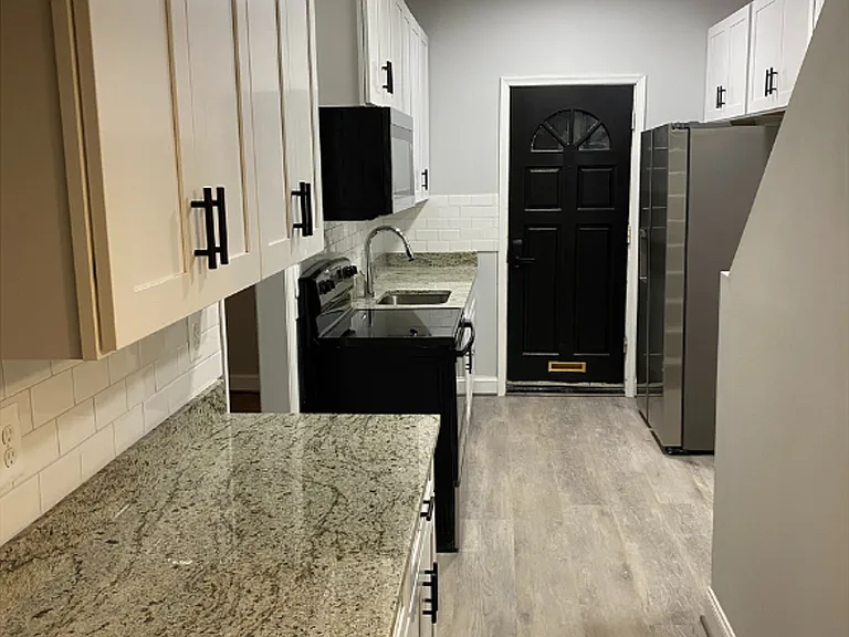 2103 Belair Rd #J-750 — Photo 3