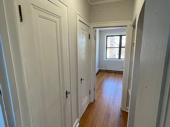 4th image of 5057 W Agatite Ave #3W