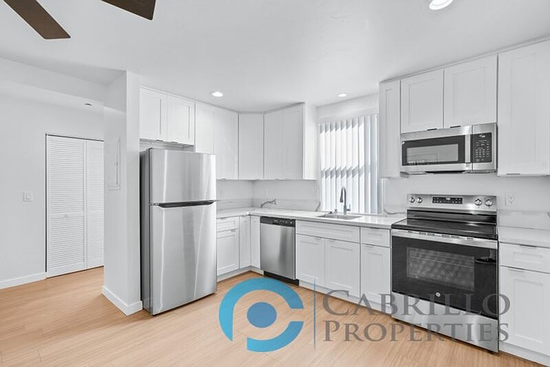 1st image of 4425 52nd St