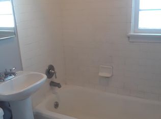 131 10th St #F, Hermosa Beach, CA 90254