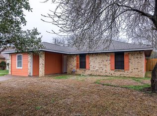 1125 Bittle Ln, Bryan, TX 77803
