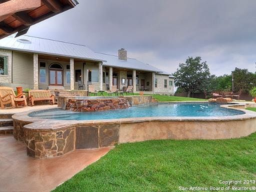 2nd image of 28224 EQUESTRIAN DR