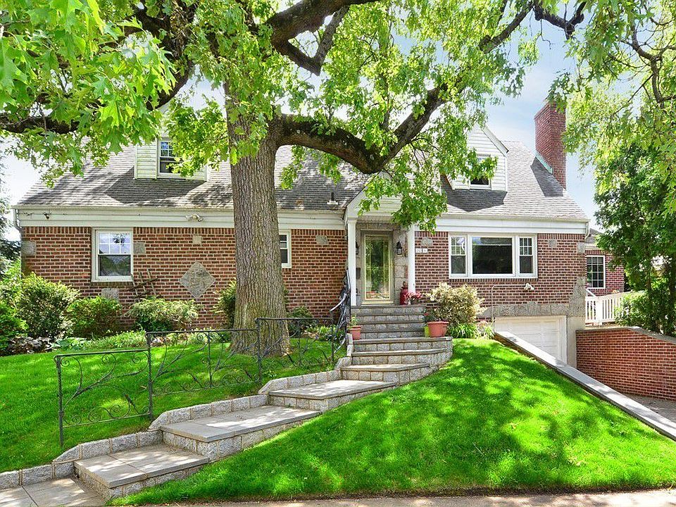 1st image of 21216 Richland Ave