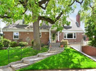 212-16 Richland Ave, Oakland Gardens, NY