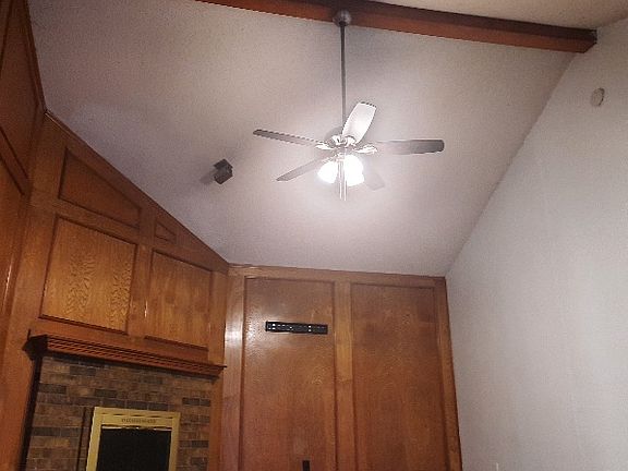 3rd image of 5401 Knollridge Dr