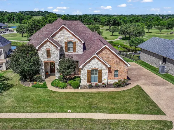 1009 Crown Valley Dr, Weatherford, TX 76087