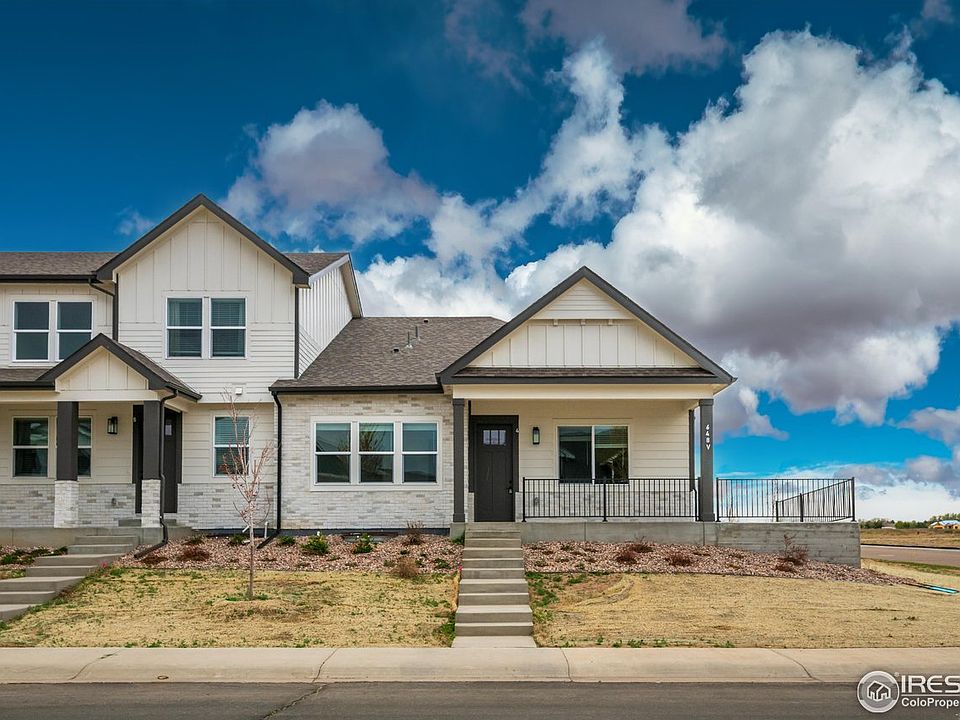 1st image of 648 Greenspire Dr #4
