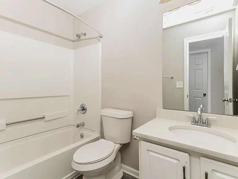 2517 Mead Ct — Photo 18