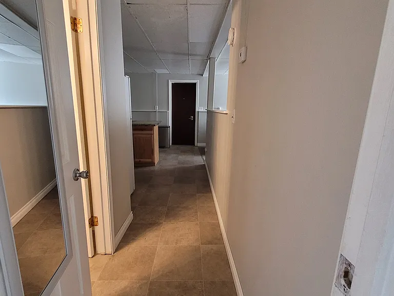 548 2nd St #1 — Photo 6