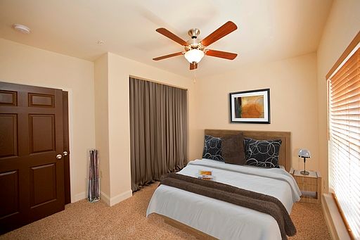 5th image of 200 King St Unit 2K