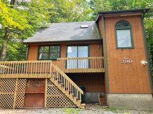 8939 Deerfield Rd, Tobyhanna, PA 18466