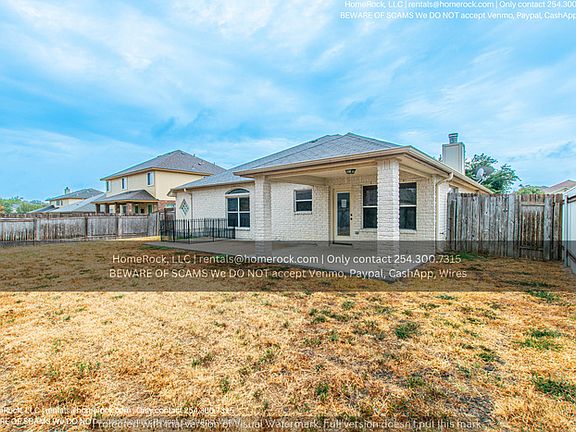 3rd image of 207 Lottie Ln