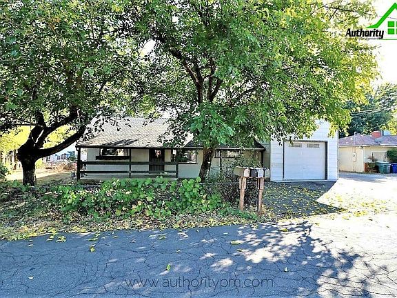 2nd image of 5365 Rosswood Ln