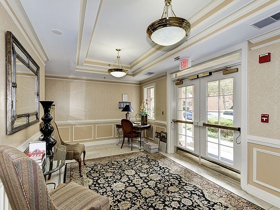 BUILDING LOBBY