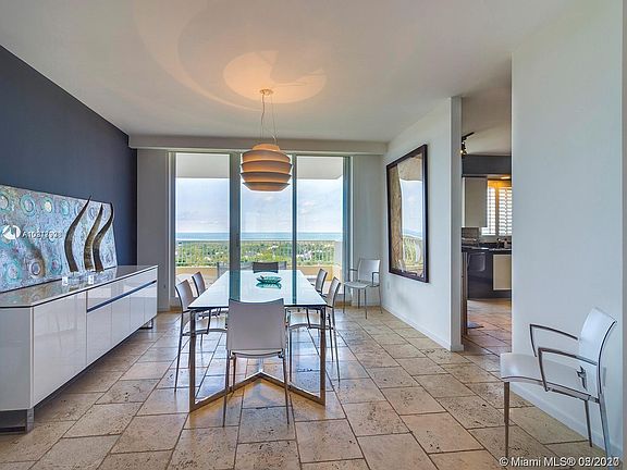 2nd image of 789 Crandon Blvd APT 1205