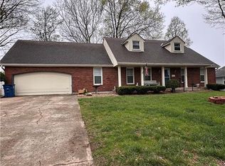 14301 E Covington Rd, Independence, MO 64055