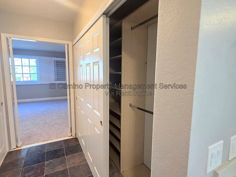 1728 Lake St — Photo 44