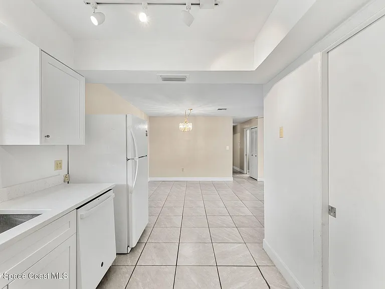 759 Mohawk Ave — Photo 16