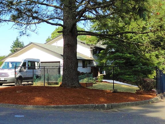 4th image of 2203 NE 128th Ave