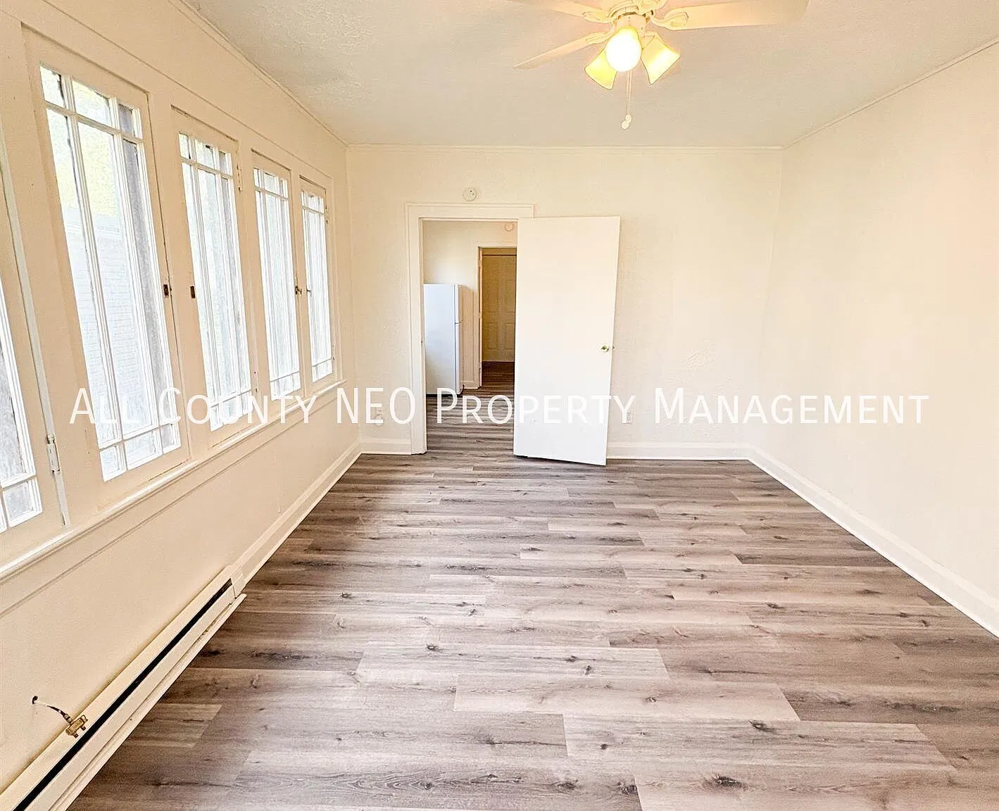 Now Available! Bright & Spacious One-Level Unit Move-In Ready! — Photo 3