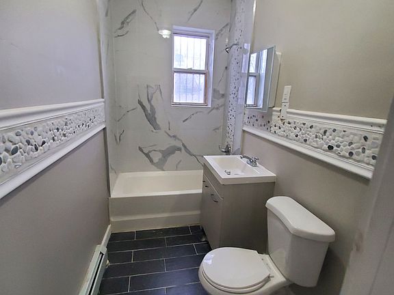 5th image of 240 S Munn Ave Floor 2