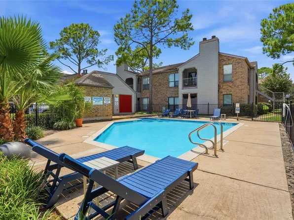 2025 Augusta Dr, Houston, TX