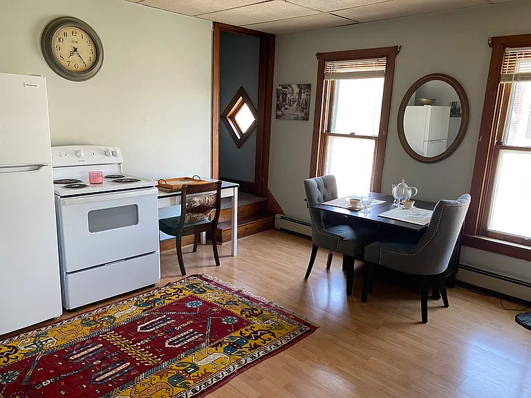 217 E Middle St #1 — Photo 3