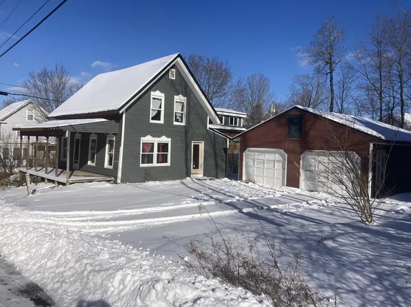 42 Maple Street, Gardiner, ME 04345