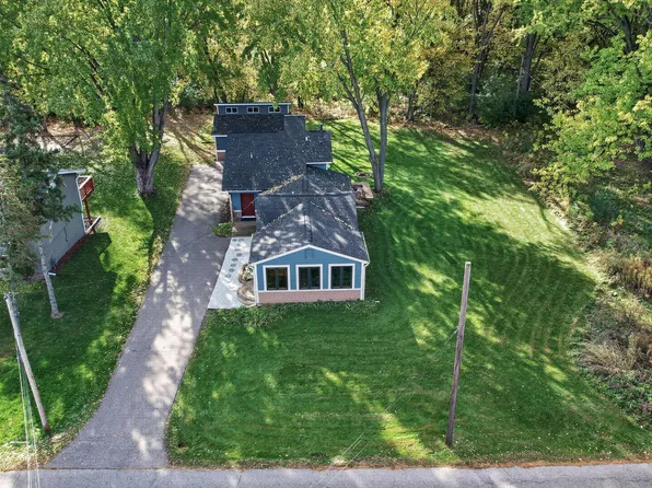 2064 Stillwater St, White Bear Township, MN 55110