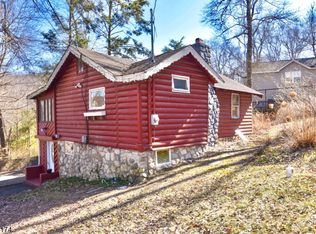 1 Birch Rd, Sussex, NJ 07461