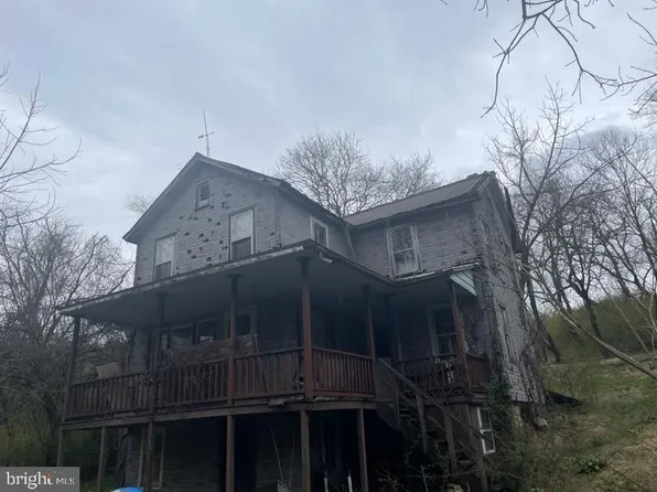 615 Meadow Grove Rd, Newport, PA 17074