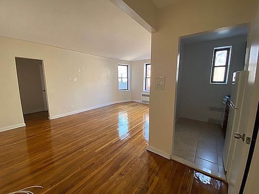 2nd image of 180 E 17th St APT 104