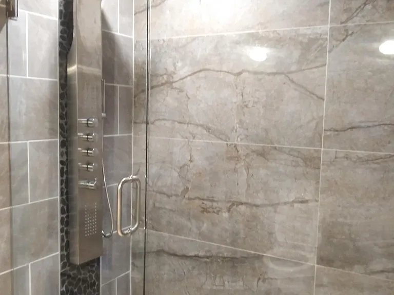 3716 Lincoln Ave #5 — Photo 6