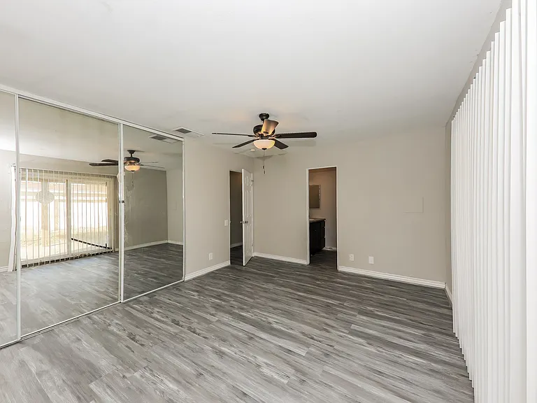 43102 Nairobi Dr — Photo 10