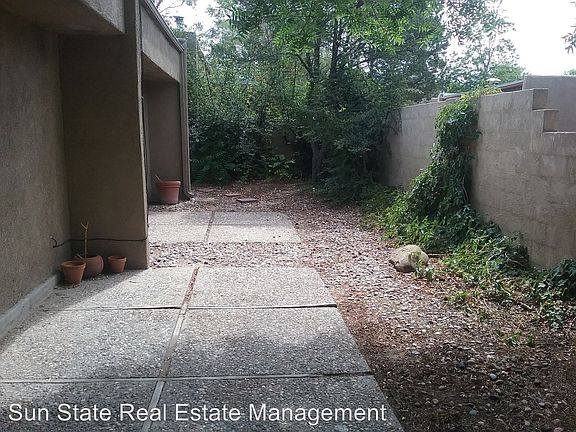 3rd image of 6804 Baker Ave NE