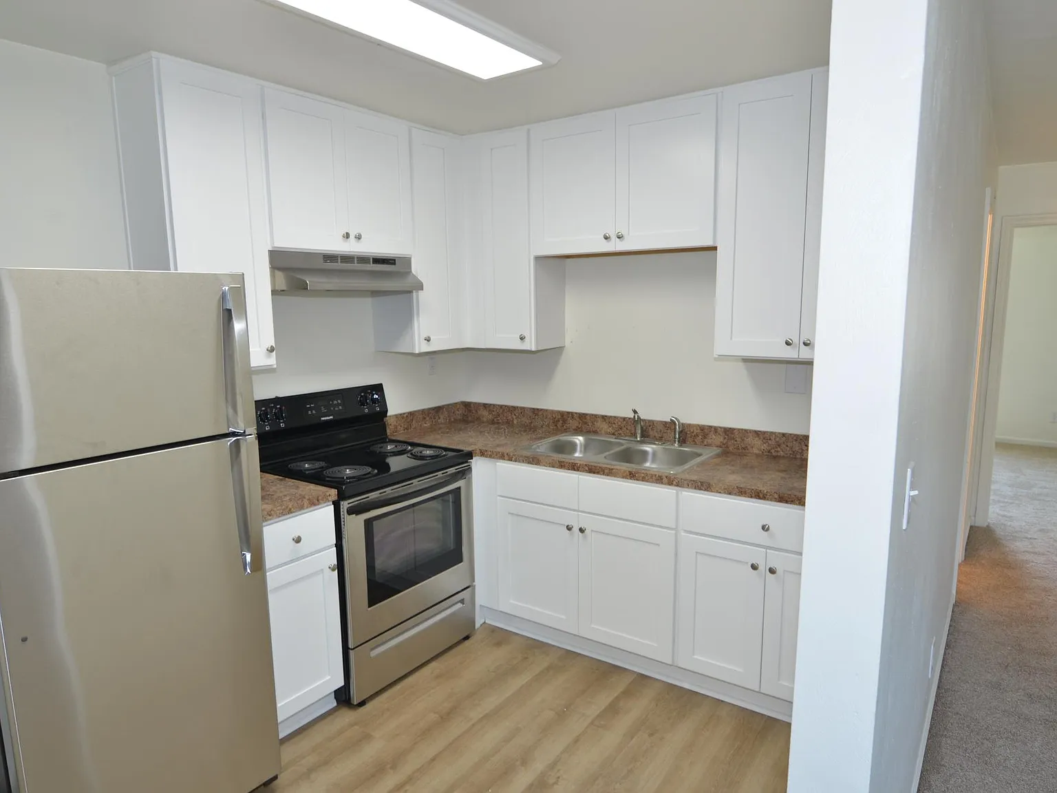 2 bed, 750 sqft, $1,425 — Photo 2