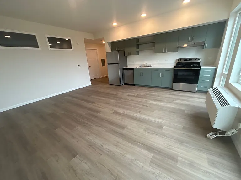401 UNION — Photo 116