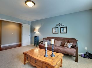 15800 55th Ave N, Plymouth, MN 55446