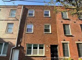 1022 Carpenter St, Philadelphia, PA 19147