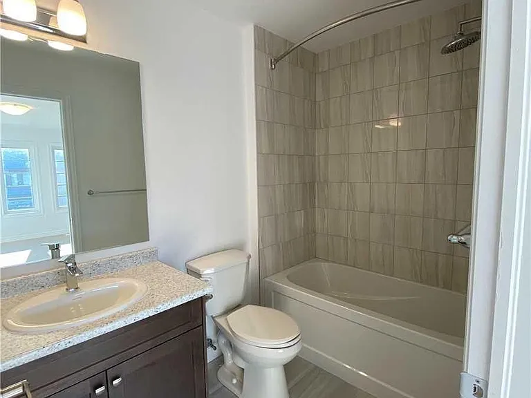 32 June Callwood Way — Photo 18