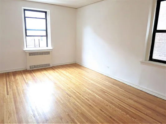 Rented by The Coop Connection LLC | media 19