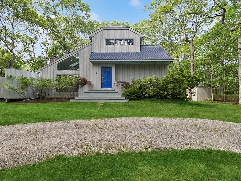 31 Montauk Ave — Photo 32