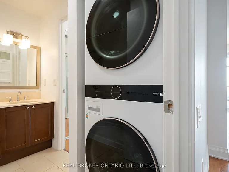 2191 Yonge St #4403 — Photo 18