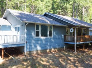 3556 Upper Cow Creek Rd, Azalea, OR 97410