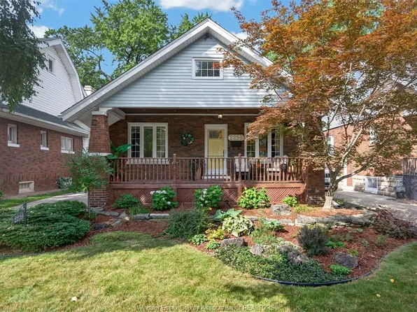 2259 Lincoln Rd, Windsor, ON N8W 2R3