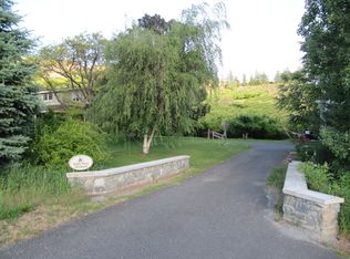 882 Lower Joe Creek Rd, Manson, WA 98831