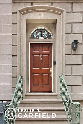 Sold by Leslie J. Garfield | media 13