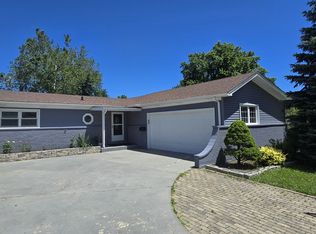 770 Cordial Dr, Des Plaines, IL 60018