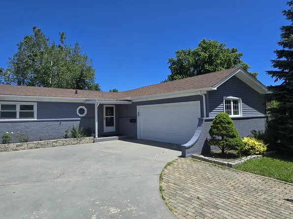 770 Cordial Dr, Des Plaines, IL 60018