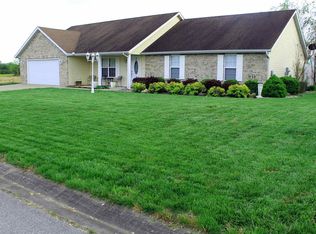 1109 Daybreak Dr, Marion, IL 62959